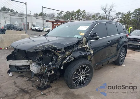 2017 Toyota Highlander Se из США, поврежденный, VIN 5TDJZRFH7HS469090